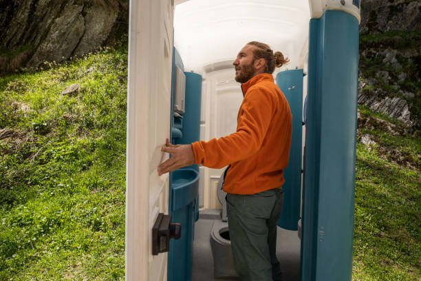Porta potty delivery and setup in San Elizario, TX